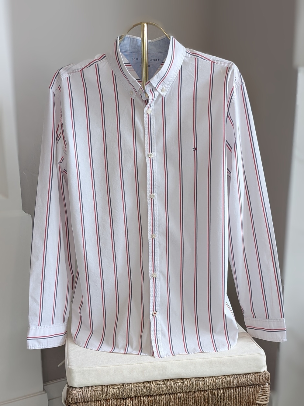 Tommy Hilfiger Men's White Button-Down Shirt with Red & Navy Pinstripes XL